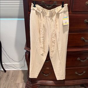 Anne Klein Cream Apparel